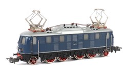 700.40: Eisenbahn