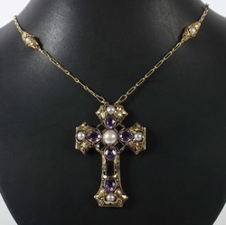 550.30: Schmuck, Ketten / Colliers / Anhänger