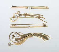 550.40: Schmuck, Broschen / Nadeln