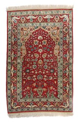 750: Carpets, Textiles