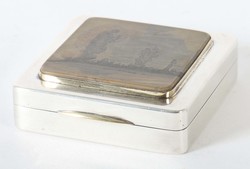 600: Silver