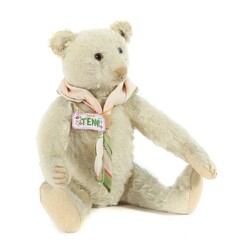 700.20: Teddies / Stuffed Animals