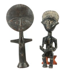 Akuaba und Maternite Ghana u. a., Holz geschnitzt und schwarz ...