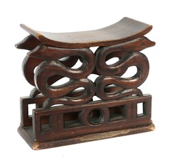 Hocker mit Schlangenstützen wohl Ghana, Holz, zwei Stützen ...