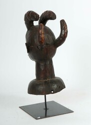 Maske der Ekoi Nigeria, Cross-River-Gebiet, Tanzaufsatz der Ekoi / ...
