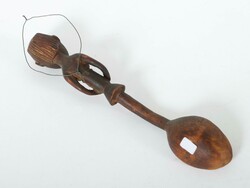 Löffel mit figürlichem Griff DR Kongo, Holz, geschnitzt aus einem ...