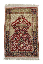 750: Carpets, Textiles