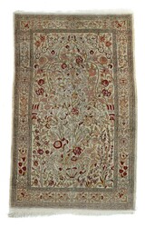 750: Carpets, Textiles