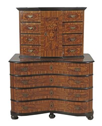 Barock-Aufsatzkommode 18. Jh., Nussbaum/Nussbaummaser u. a., mit ...