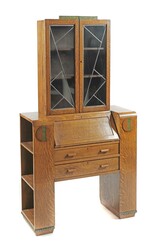 Art Deco-Sekretär wohl England, um 1935, Mooreiche, zweiteiliges ...