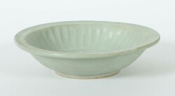 Longquan Seladon Chrysanthemen-Schale China, Song-Dynastie, 960 - ...