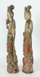 Paar große Guanyin-Figuren China, 19./20. Jh., Holz, geschnitzt, ...