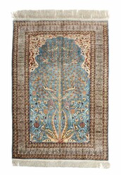 750: Carpets, Textiles