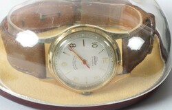 4 Armbanduhren 20. Jh., Konvolut mit 4 Uhren, verschiedene Marken, u ...