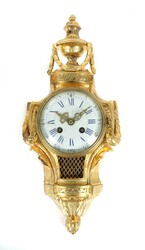 Carteluhr im klassizistischen Stil 19. Jh., Emaillezifferblatt mit ...