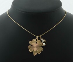 Kette mit 2 Anhänger 20. Jh., 1 Anhänger Gelbgold 333 (1,3 g), 1 ...