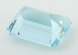 Aquamarinstein 1 loser Aquamarinstein, ca. 17 ct, LxBxT: 1,8/1,5/0,9 ...