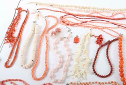 Konvolut Korallenketten 20. Jh., Konvolut best. aus mehreren ...