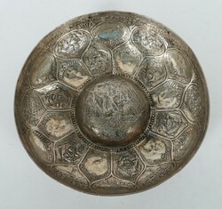 Schale 19. Jh., Silber 13-lötig, ca. 235 g, runde tief gemuldete ...