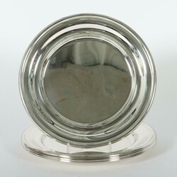 Satz von 6 Platztellern 19. Jh., Silber 13-lötig, ca. 2.735 g, ...