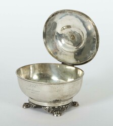 Zuckerdose dat. 1840, Silber 13-lötig, ca. 270 g, ovaler sich ...