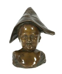 Melchiorre, Luigi 1859 - 1908. ''Knabenbüste mit Dreispitz'', Bronze ...