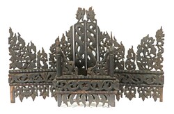 Giebelartiges Zierschnitzwerk Thailand, 20. Jh., Holz, giebelartiges ...