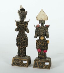 Dewa und Dewi Sedana Indonesien, Bali, Mitte 20. Jh., geschnitzte ...