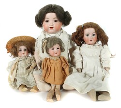 4 Puppen Armand Marseille, Biskuit-Kurbelköpfe, Halsmarke: 1 x ...