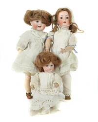 3 Puppen Porzellanköpfe, 1 x gemarkt: BSE im Herz, made in Germany, ...