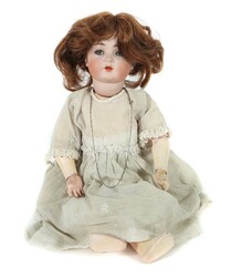 Puppe Kämmer & Reinhardt, Porzellankopf, gem. K*R, Simon & Halbig ...