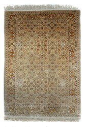 Signierter Hereke Seidenteppich Türkei, um 1970/80, in der Bordüre ...