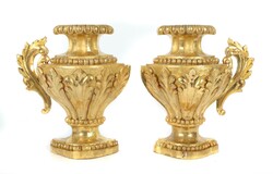 Paar Beisteller in Vasenform 19./20. Jh., Holz, halbplastisch ...