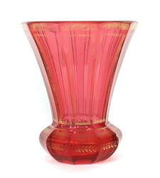 Becher mit Goldmalerei Böhmen, um 1860. Farbloses, zehnfach ...