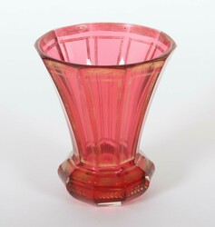 Becher mit Goldmalerei Böhmen, um 1860. Farbloses, zehnfach ...