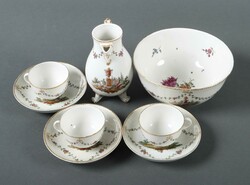 Fünf Serviceteile Ludwigsburg, um 1760. Bestehend aus: drei Tassen ...