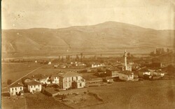 KosovoKosovo: Unused photo postcard of Mitrovica (H10307)