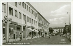 Sweden Sweden: Unused photo postcard titled ‘Karlskoga. Torget med ...