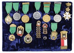 400.50: Coins, Stamps – Medals and Signs