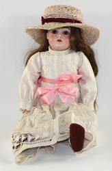700.10: Dolls