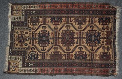 750: Carpets, Textiles