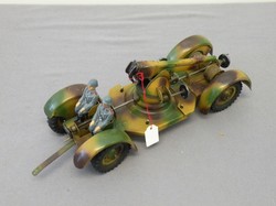 700: Toys