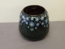 220: Pottery, Stone Ware