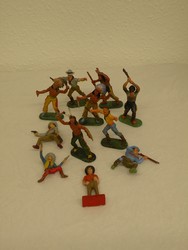 700: Toys
