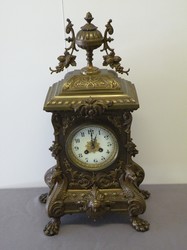 800: Clocks