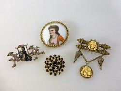 550.40: Schmuck, Broschen / Nadeln
