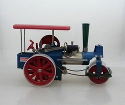 700.30: Tin Toys