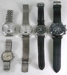 Herren-Armbanduhren, Lederkästchen mit 5 Herrenuhren, Daniel Hechter ...