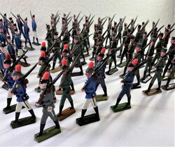 Plastische Zinnfiguren-Konvolut, kleine Sammlung von 135 plastischen ...