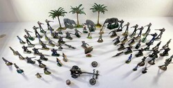 Plastische Zinnfiguren-Konvolut/Afrika-Feldzug, kleine Sammlung von ...